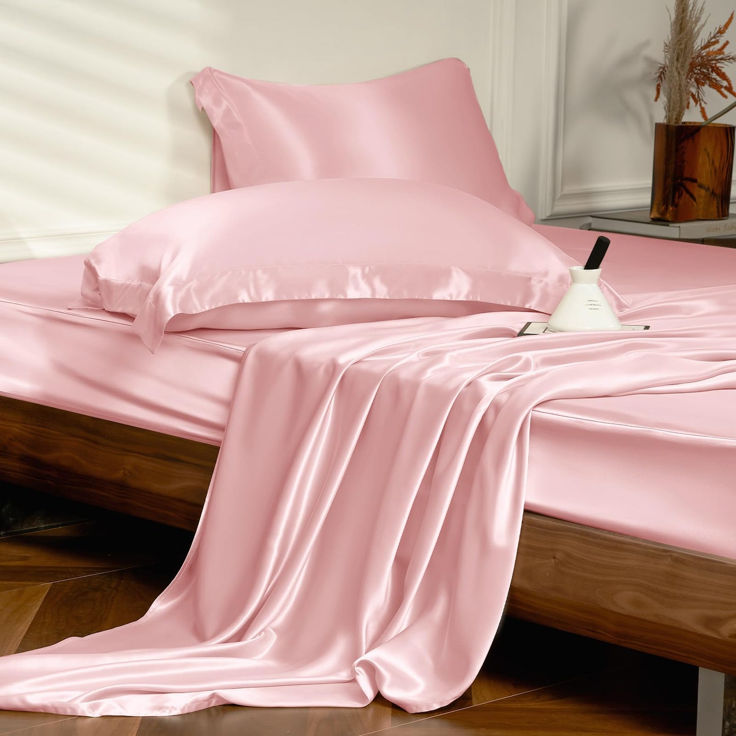 THXSILK 4pcs Silk Bed Sheets Set, 100% Long Stranded 25 Momme Mulberry Silk Bedding Set, Sheets and Pillowcase Set, Extremely Soft and Luxurious (Charming Pink, King)